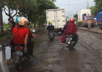 Jalan Ancur mulai Duduk Sampeyan – Lamongan