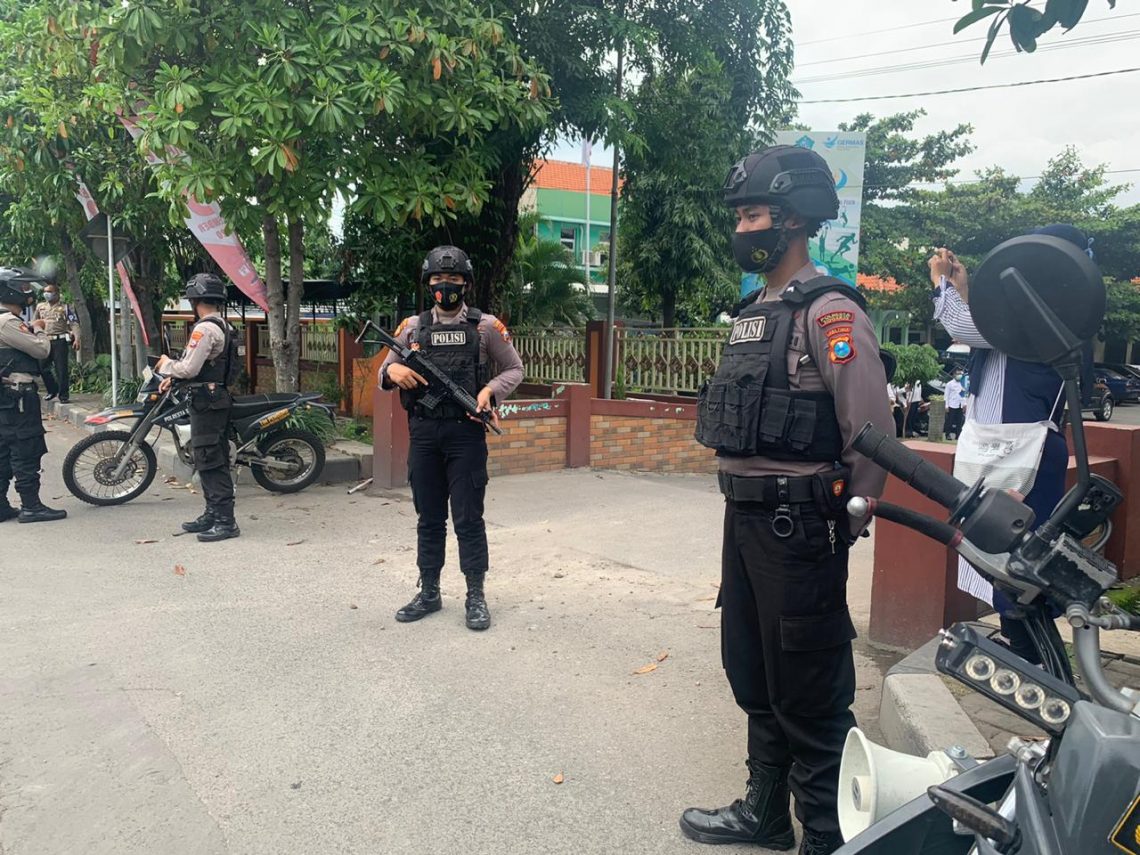 Pj Bupati, Orang Pertama di Sidoarjo yang Disuntik Vaksin Sinovac