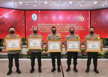 Polresta Sidoarjo Raih Penghargaan Pelayanan Publik Katagori Prima