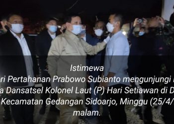 Menhan Prabowo Kunjungi Rumah Alm Kol Laut Hari Setiawan di Tebel