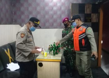 Polresta Sidoarjo Razia Cafe Menjelang Puasa