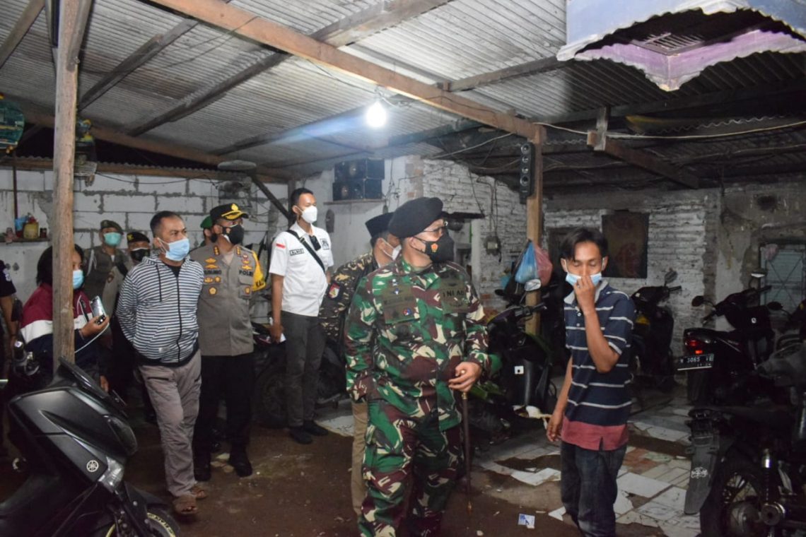 Warga Sidoarjo Mulai Patuhi PPKM Darurat