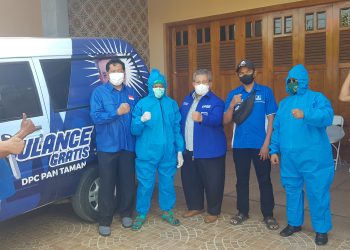 Di Tengah Serangan Covid19, Adhi Samsetyo Hibah Ambulanc