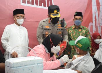 Kapolresta Sidoarjo Tinjau Vaksinasi di Yayasan Allah Qodir