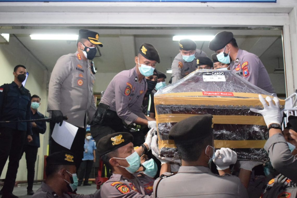 2 Jenazah Migran Tenggelam di Selat Morong Di Bawa ke Jember