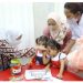 Gubernur Khofifah Melepas Kepulangan Annaya dan Innaya ke Lombok Timur