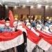 Jemaah Kloter  Akhir Disambut Gubernur Khofifah Dengan Bendera Merah Putih