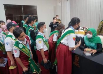 Gubernur Khofifah Minta Masyarakat Masiv Lakukan Gerakan ‘Tandur’