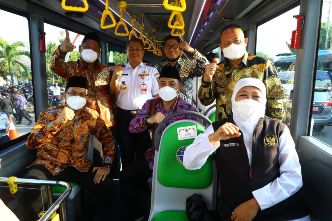 Gubernur Khofifah Gratiskan bus Trans Jatim pada 12 Oktober