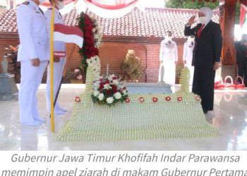 Gubernur Khofifah Pimpin Apel Ziarah ke Makam Gubernur Jatim Pertama, RMT Ario Soerjo
