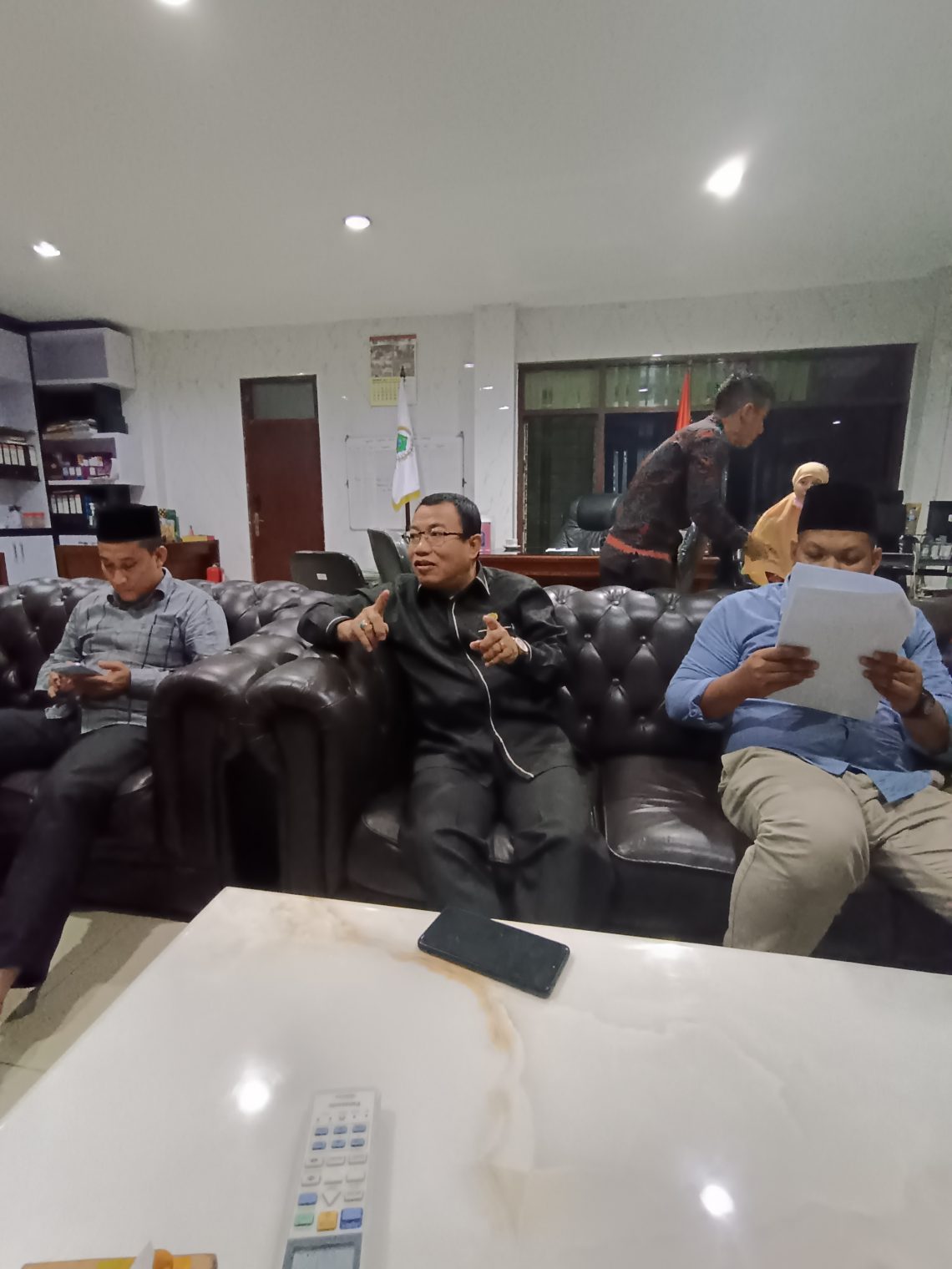 Usman Beberkan Polemik Anggaran Kurma dan Insentif Dana RT-RW