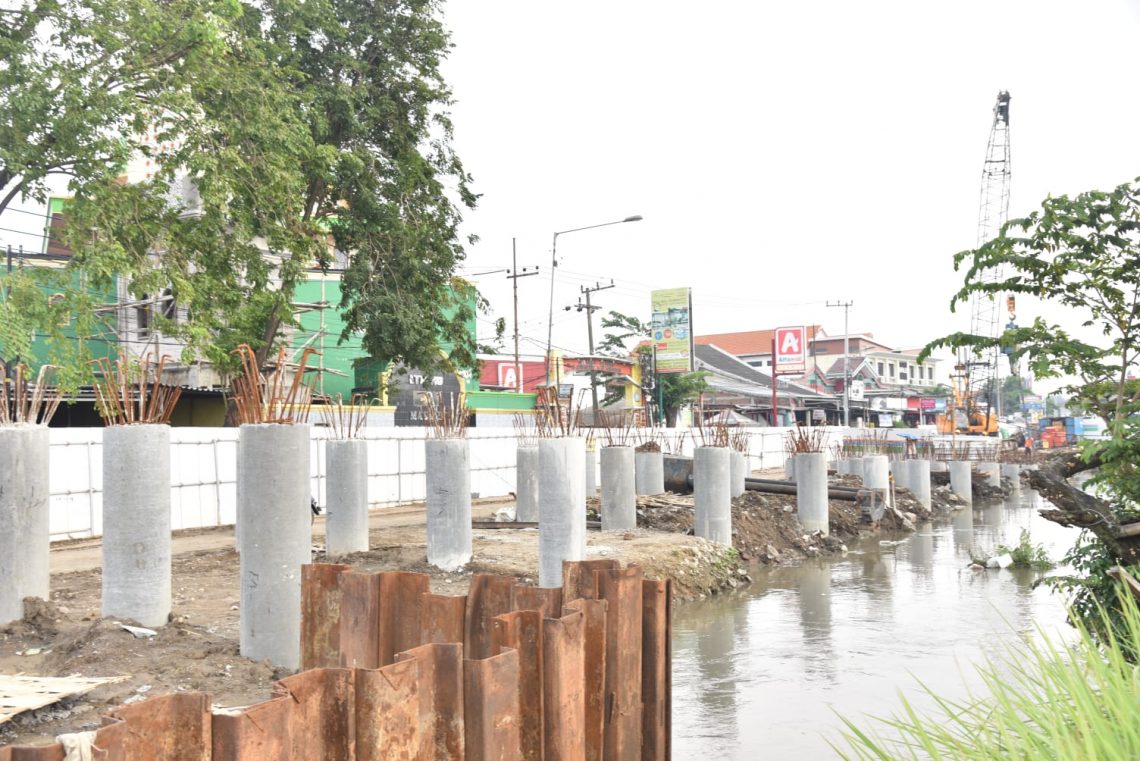 Flyover Krian dan Tarik Masuk ke Tahap Pasang Tiang Pancang