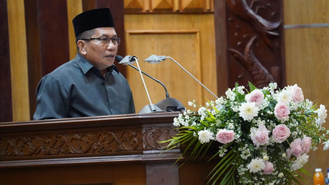 Cak Rojik Kuatirkan Abrasi Jalan Produksi Desa Kupang, Jabon