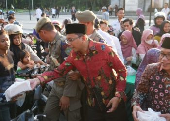 Penerus Gus Muhdlor Itu Adalah Abah Usman