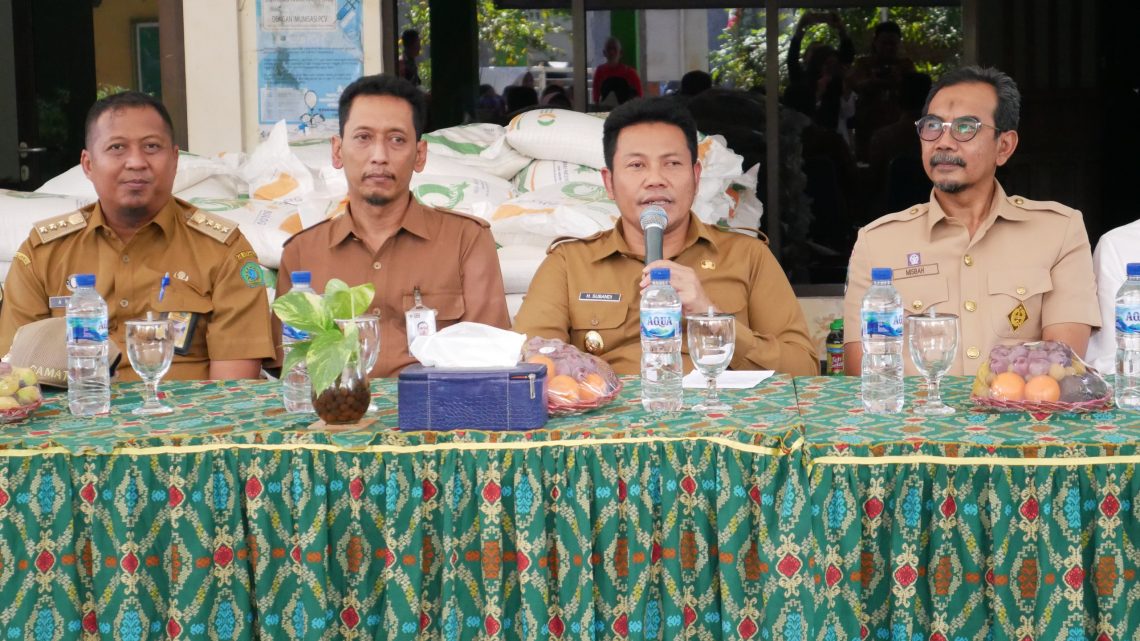 Plt Bupati Subandi Pastikan Bantuan Beras Untuk Warga Miskin Harus Tepat Sasaran