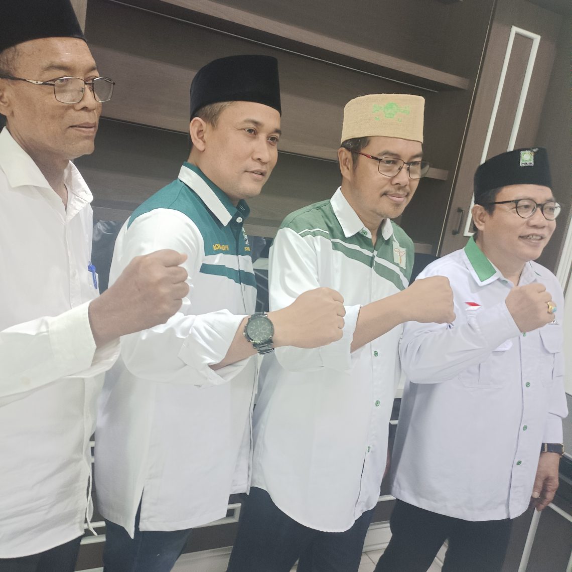 Subandi Daftar Melalui Gerindra-Golkar-Demokrat