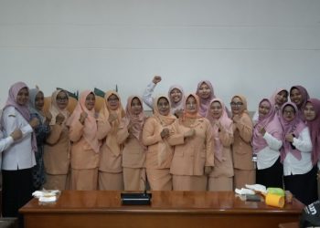 Para Istri ASN DPRD Sidoarjo  Diedukasi Pengembangan UMKM