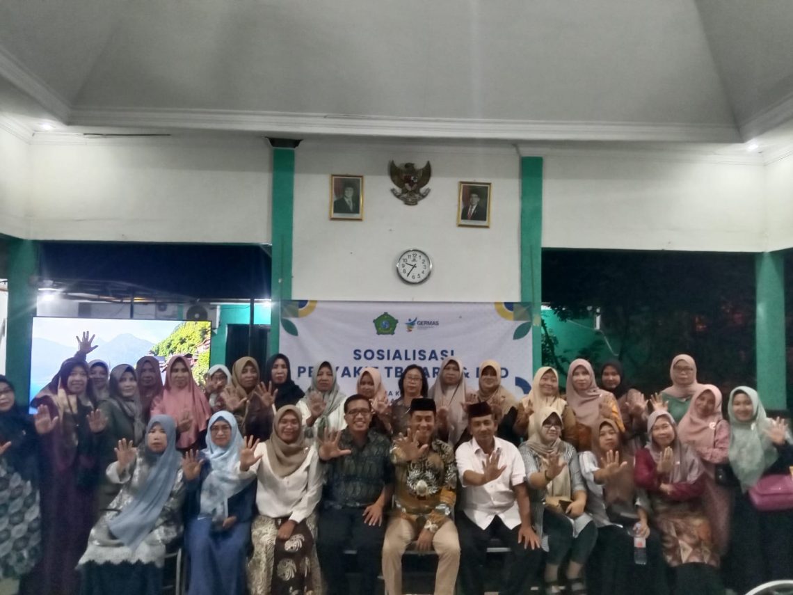 Sosialisasi Demam Berdarah di Kedensari