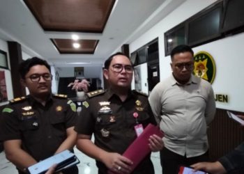 Jejak Wanita, Tw, Dalam Transaksi Jual Beli Jabatan di Tulangan