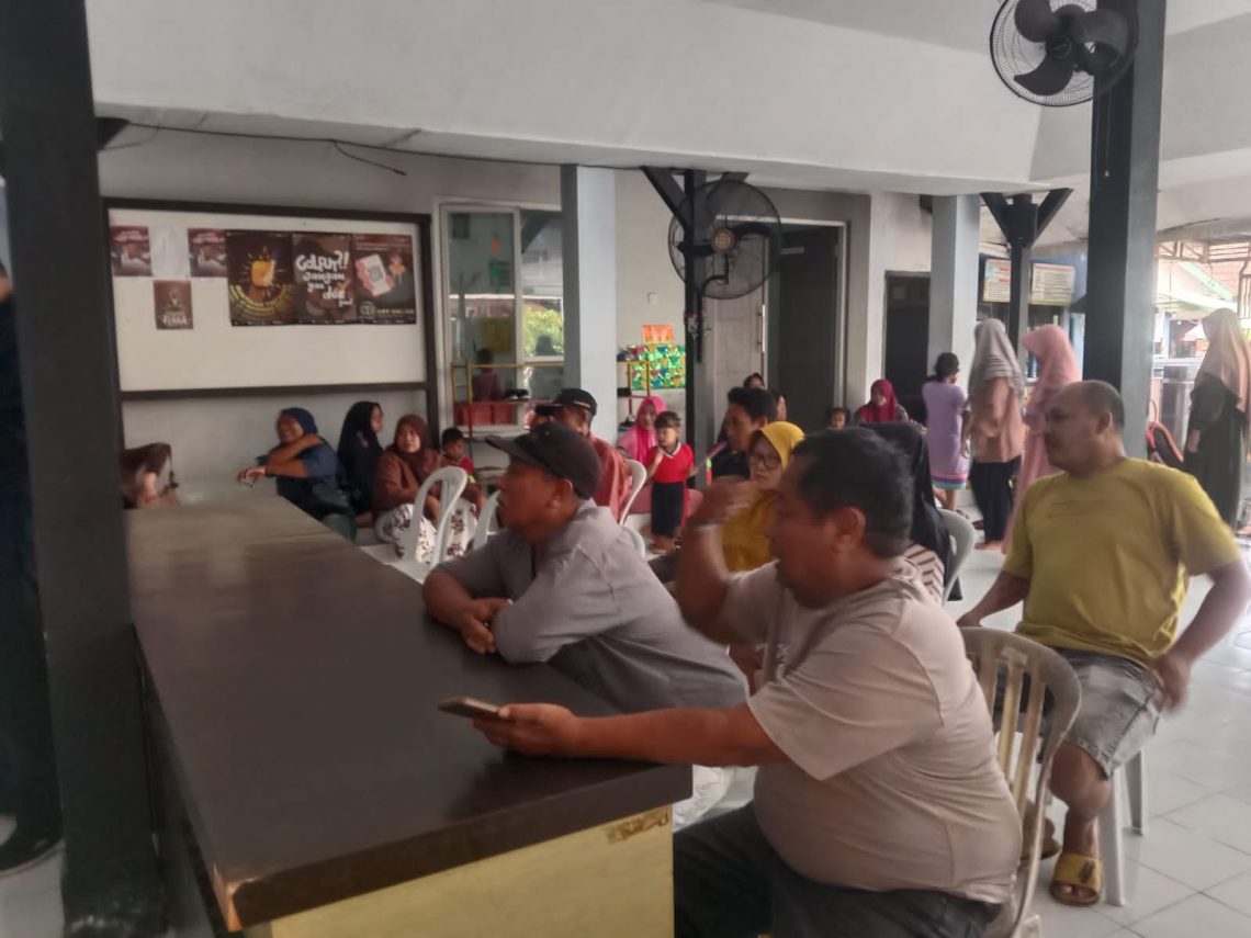 Desa Kedungsolo Serahkan Penerima Menfaat Rp 900 Ribu