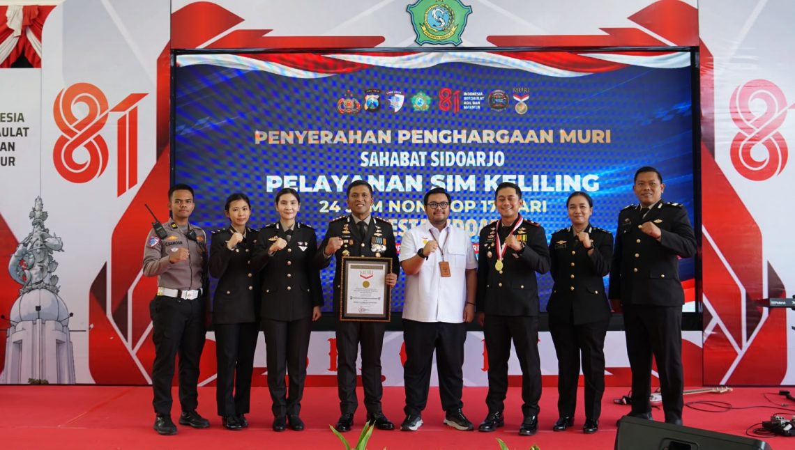 Layanan SIM Keliling 24 jam Sabet MURI
